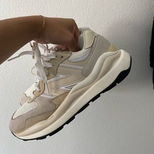 New Balance 57/40 Sea Salt Women’s size 6